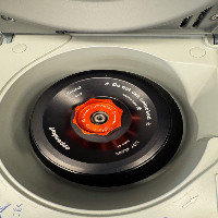 Eppendorf 5420 Centrifuge image 0